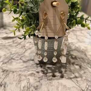 Elegant Gold and Pearl Dangle Earrings